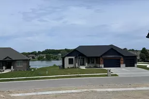 10148 Springlake Rd, Saint John, IN 46373 - Photo 5