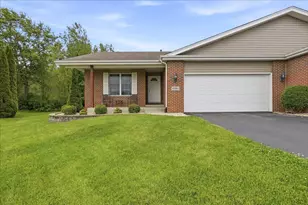 6760 Coffman Dr, Schererville, IN 46375 - Photo 3