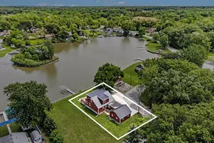 515 Lakeview Ct, Lowell, IN 46356 - Photo 7