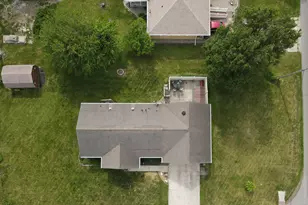 210 N 6th St, Kentland, IN 47951 - Photo 11