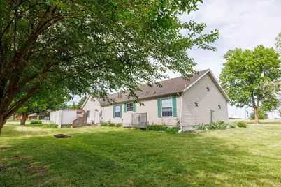 210 N 6th Street, Kentland, IN 47951 - Photo 5