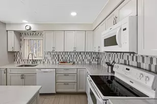 2300 Lake Shore Dr, Long Beach, IN 46360 - Photo 23