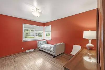 426 S 11th Street, Chesterton, IN 46304 - Photo 11