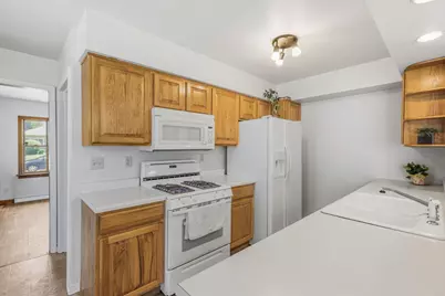 426 S 11th Street, Chesterton, IN 46304 - Photo 7