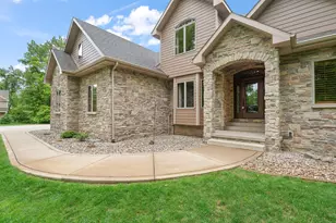 64 Nicholas Dr, Valparaiso, IN 46383 - Photo 3