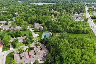 3730 Chimney Hill Dr, Valparaiso, IN 46383 - Photo 41