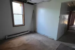 5008 Alexander Ave, East Chicago, IN 46312 - Photo 9