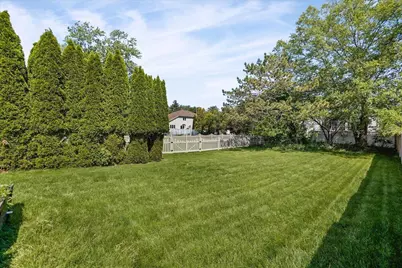 2823 100th Street, Highland, IN 46322 - Photo 25