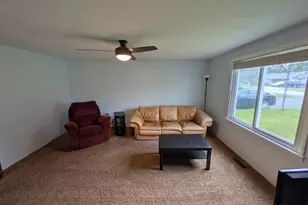 911 Harrison St, Frankton, IN 46044 - Photo 9