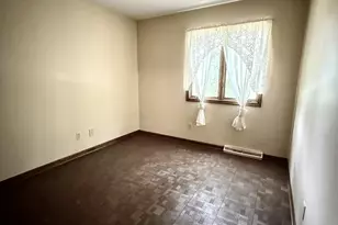 6834 Mercedes Ln, Demotte, IN 46310 - Photo 25