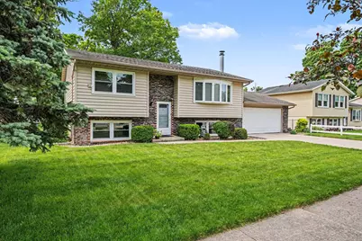 2801 Crabapple Lane, Hobart, IN 46342 - Photo 3