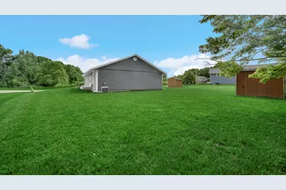 2908 Watertown Avenue, Lake Station, IN 46405 - Photo 25