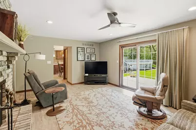 2060 Maid Marion Drive N, Schererville, IN 46375 - Photo 17