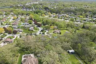 2060 Maid Marion Dr N, Schererville, IN 46375 - Photo 37