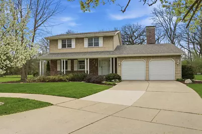 2060 Maid Marion Drive N, Schererville, IN 46375 - Photo 3