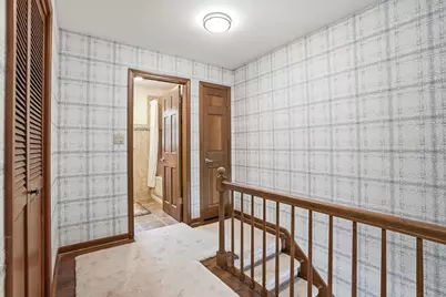 2060 Maid Marion Drive N, Schererville, IN 46375 - Photo 21