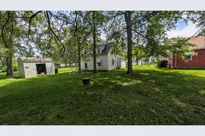 405 Maple Avenue, Wheeler, IN 46393 - Photo 3