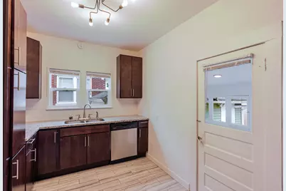 306 Brown Street, Valparaiso, IN 46383 - Photo 9