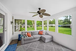 272 W Powell Dr, La Porte, IN 46350 - Photo 9