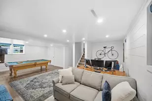 272 W Powell Dr, La Porte, IN 46350 - Photo 15