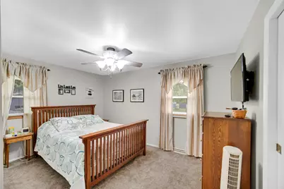 272 W Powell Drive, La Porte, IN 46350 - Photo 11
