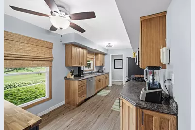 272 W Powell Drive, La Porte, IN 46350 - Photo 3