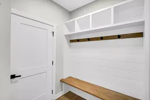 2861 Benton St, Lake Station, IN 46405 - Photo 23
