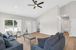 2861 Benton St, Lake Station, IN 46405 - Photo 5