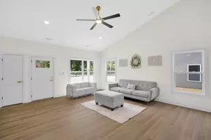 2863 Benton St, Lake Station, IN 46405 - Photo 5