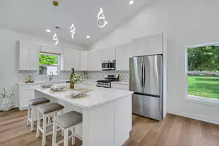 2865 Benton St, Lake Station, IN 46405 - Photo 9
