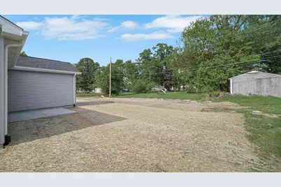 2865 Benton Street, Lake Station, IN 46405 - Photo 27