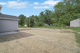 2865 Benton St, Lake Station, IN 46405 - Photo 27
