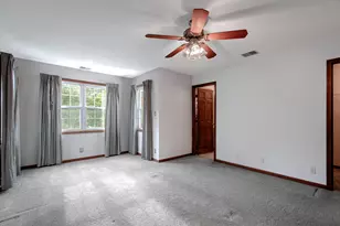203 Parkwood Dr, Valparaiso, IN 46383 - Photo 15