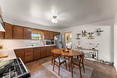 5215 Woodbridge Avenue, Portage, IN 46368 - Photo 9