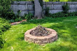 1609 Boca Lago Dr, Valparaiso, IN 46383 - Photo 17