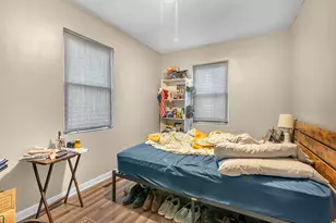 402 Liberty St, East Chicago, IN 46312 - Photo 9