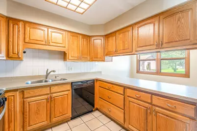 932 Jordan Circle, Schererville, IN 46375 - Photo 7