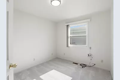 1401 Kosciusko Boulevard, East Chicago, IN 46312 - Photo 15