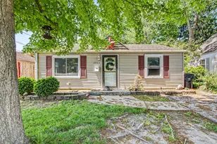 2933 Cleveland Ave, Michigan City, IN 46360 - Photo 1