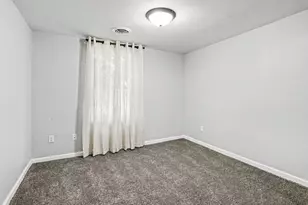 107 Grove St, Michigan City, IN 46360 - Photo 9