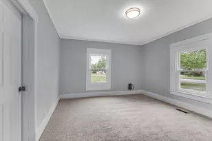 726 E Angelica St, Rensselaer, IN 47978 - Photo 7