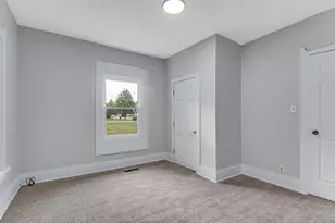 726 E Angelica St, Rensselaer, IN 47978 - Photo 15