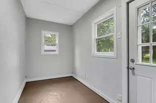 726 E Angelica St, Rensselaer, IN 47978 - Photo 17