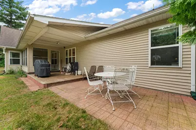 7459 Spring Court, Demotte, IN 46310 - Photo 25