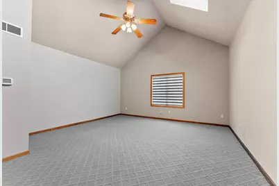 552 Fleetwood Drive N, Valparaiso, IN 46385 - Photo 29