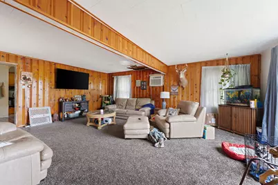 211 S Madison Street, Medaryville, IN 47957 - Photo 5