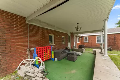 211 S Madison Street, Medaryville, IN 47957 - Photo 17