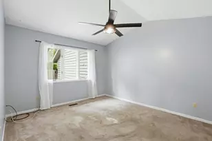 225 Clinton St, Lowell, IN 46356 - Photo 15