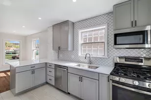 248 Adelaide Pl, Munster, IN 46321 - Photo 9