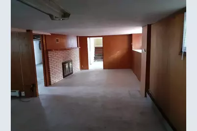 135 N Lindberg Street, Griffith, IN 46319 - Photo 5